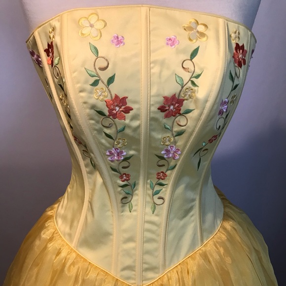 Yellow Quinceañera/ Prom Dress - Picture 3 of 8